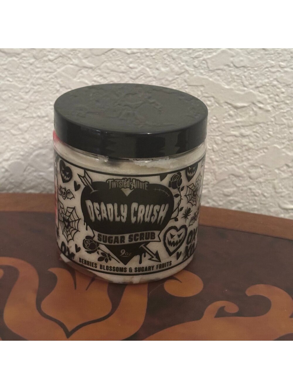 Twisted Allure 9oz Sugar Scrub NEW Deadly Crush